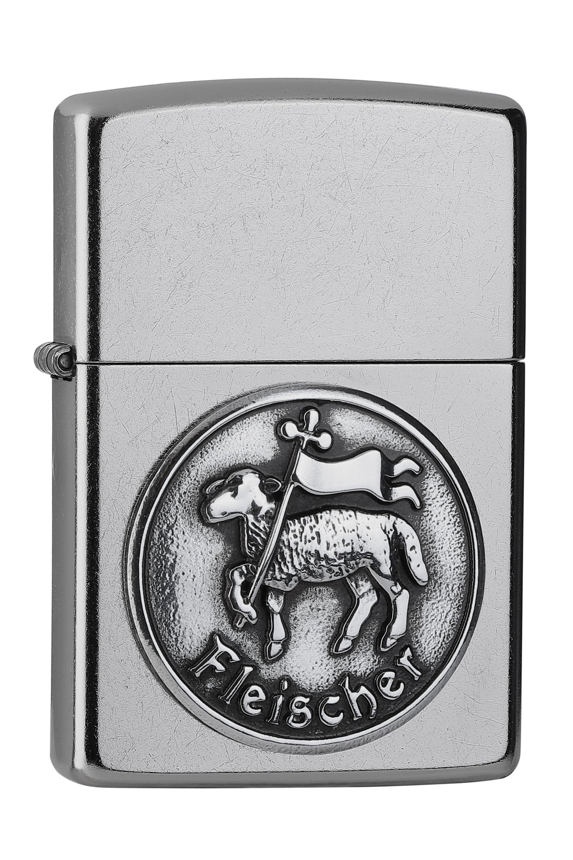 Widok z przodu kąt 3/4 zapalniczka Zippo chrom emblemat ze znakiem cechu rzeźników