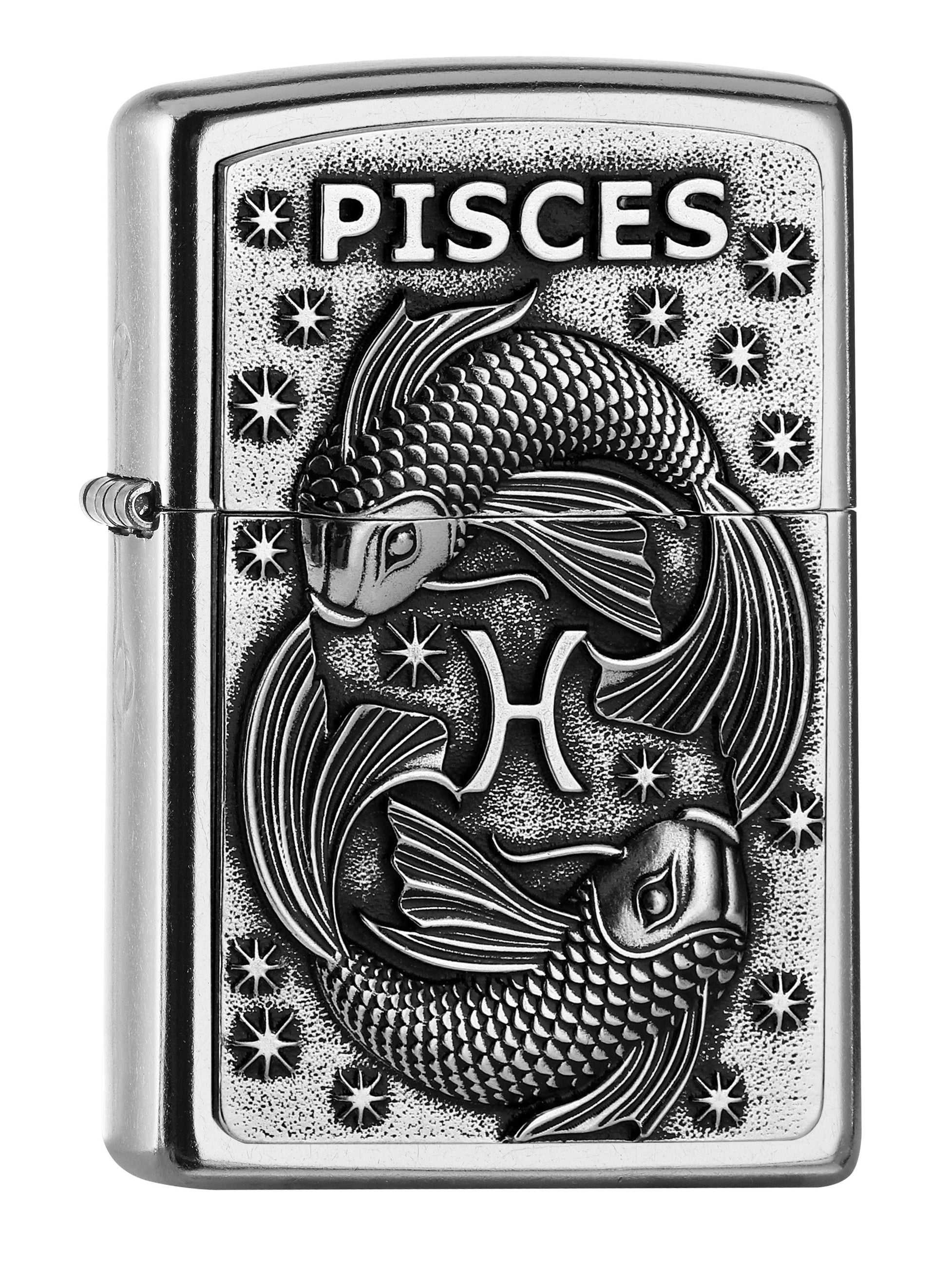 Widok z przodu kąt 3/4 zapalniczka Zippo Street Chrome z emblematem ryb i napisem Pisces